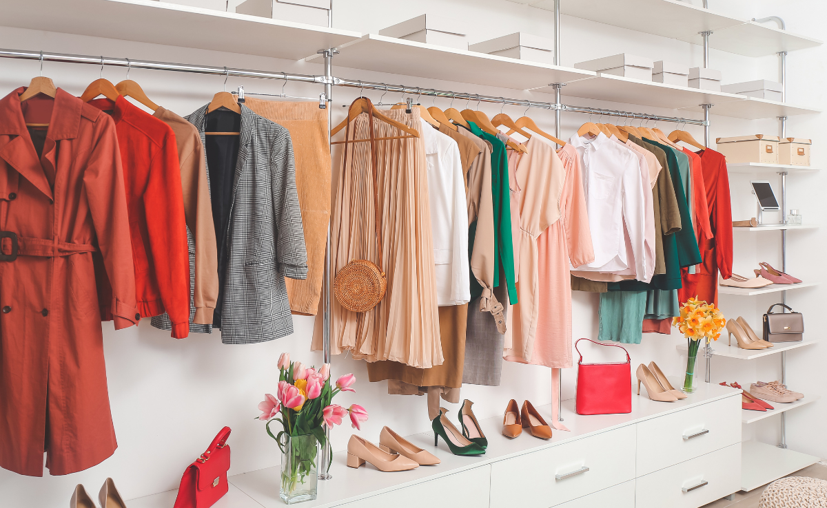 egyszerű elegáns női stílus